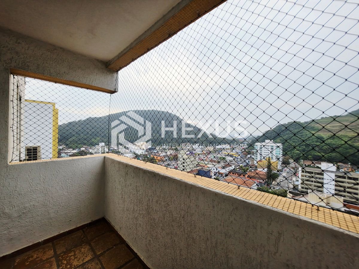 Apartamento em Pitangueiras — foto 1