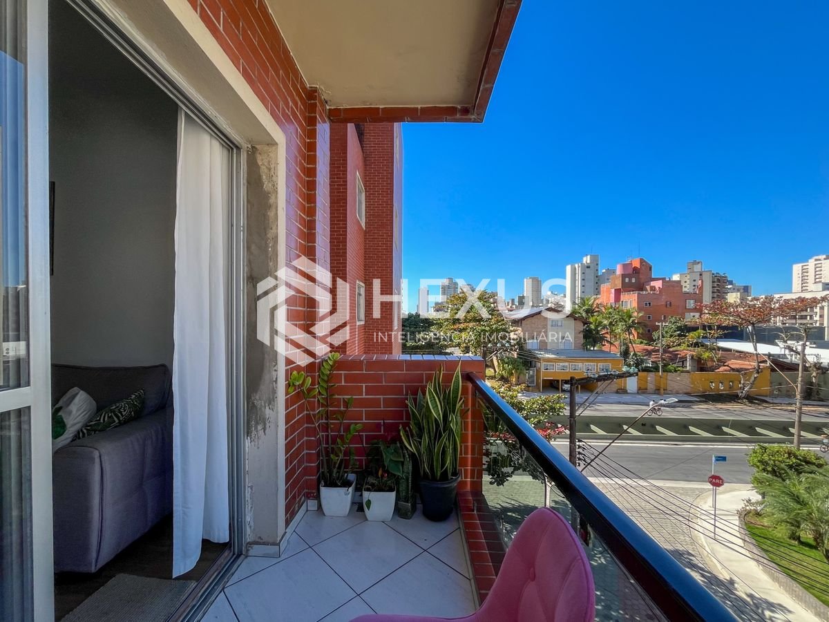 Apartamento na Enseada — foto 1