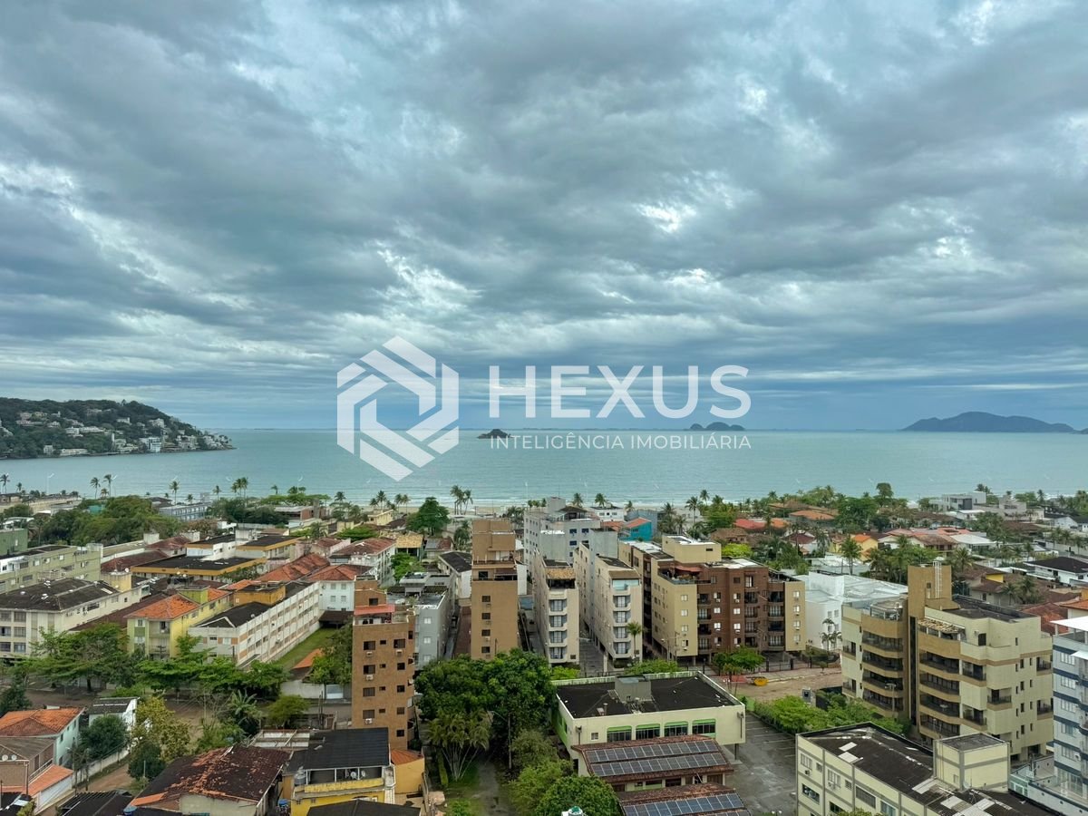 Foto 4 de Apartamento reformado com varanda gourmet vista mar e lazer na Enseada, Guarujá