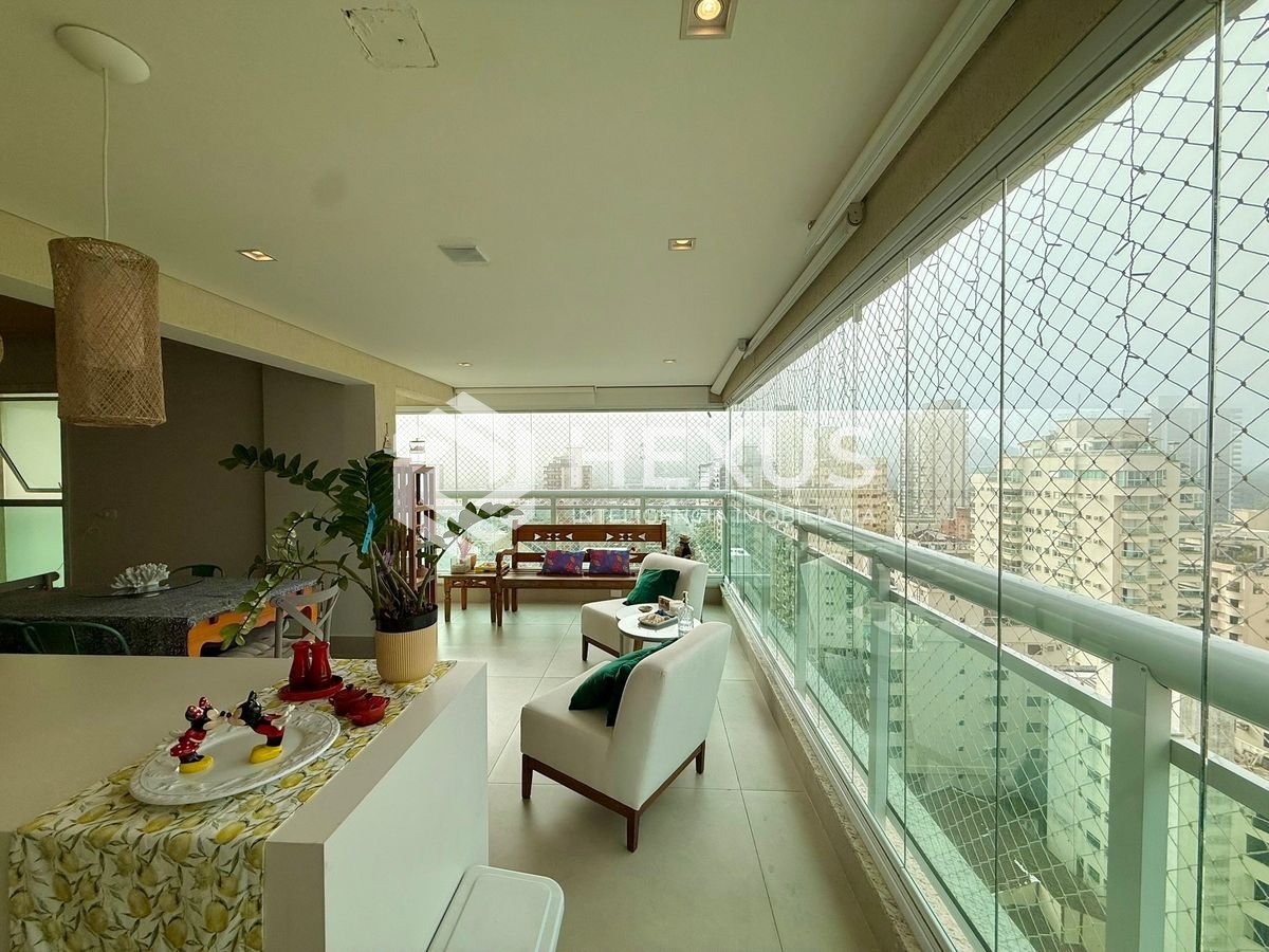 Apartamento na Enseada — foto 1