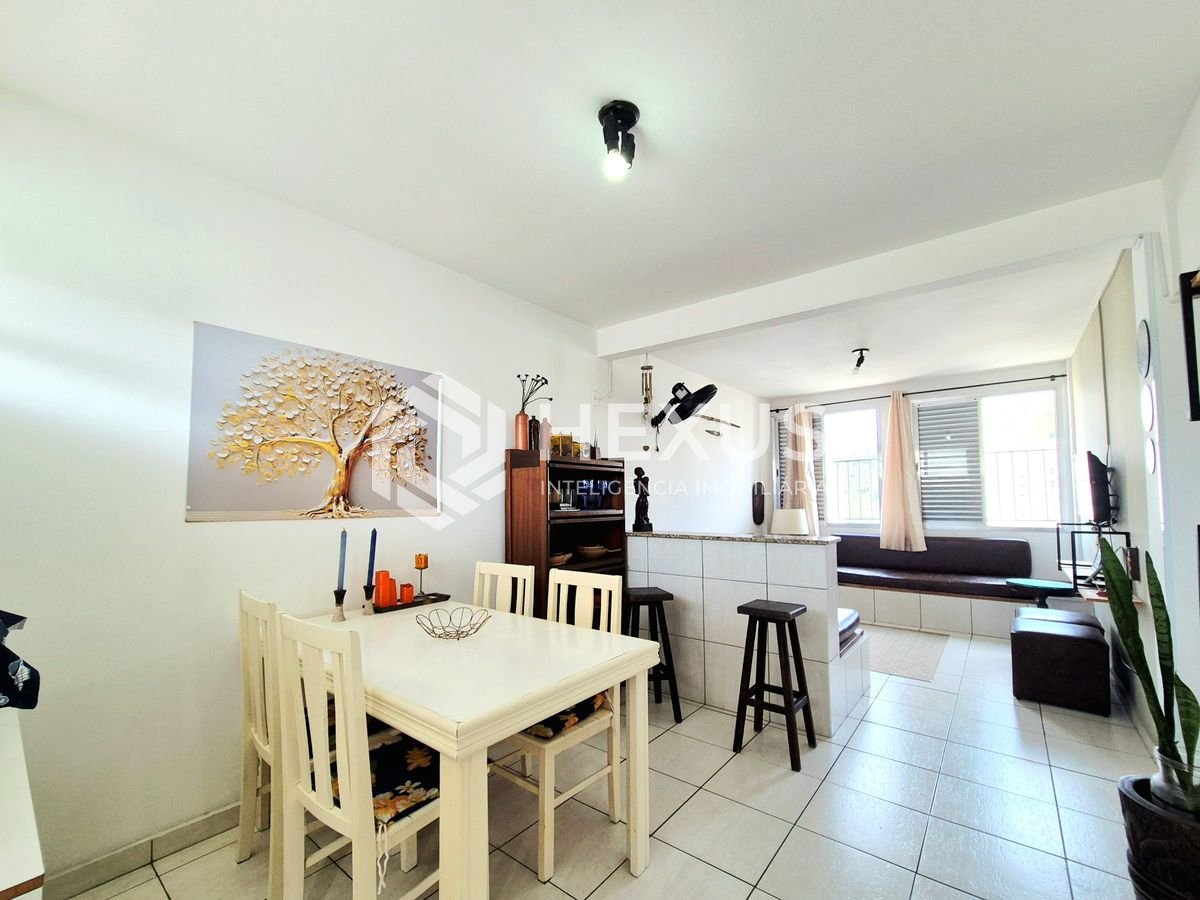 Foto 4 de Apartamento a 1 quadra da praia nas Pitangueiras, Guarujá