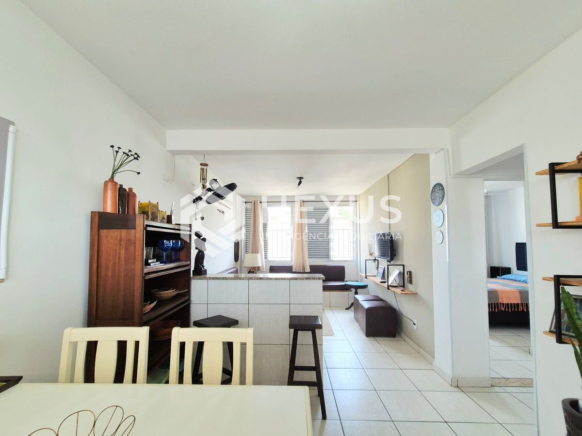 Foto 5 de Apartamento a 1 quadra da praia nas Pitangueiras, Guarujá