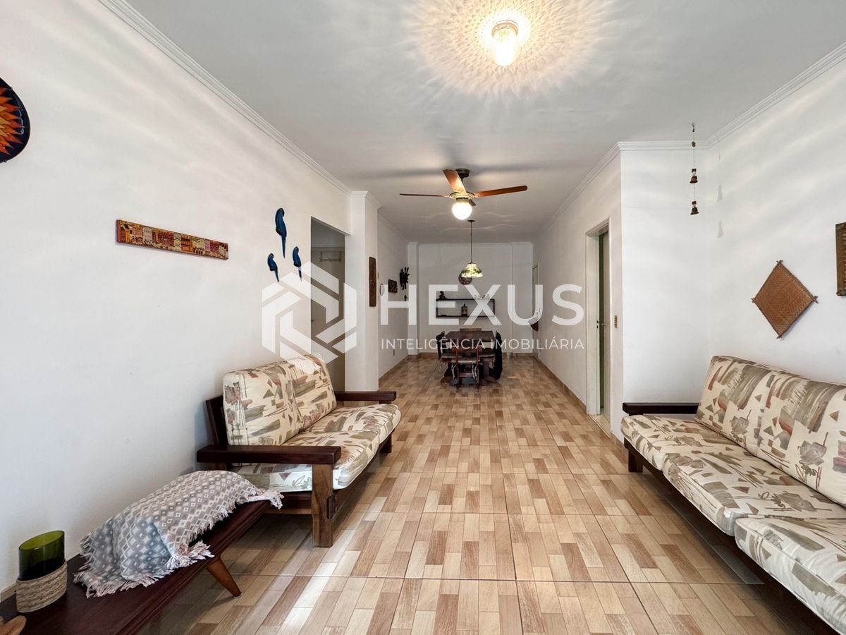 Foto 3 de Apartamento com varanda a 450m da praia na região do Jardim Las Palmas no Jardim Astúrias, Guarujá
