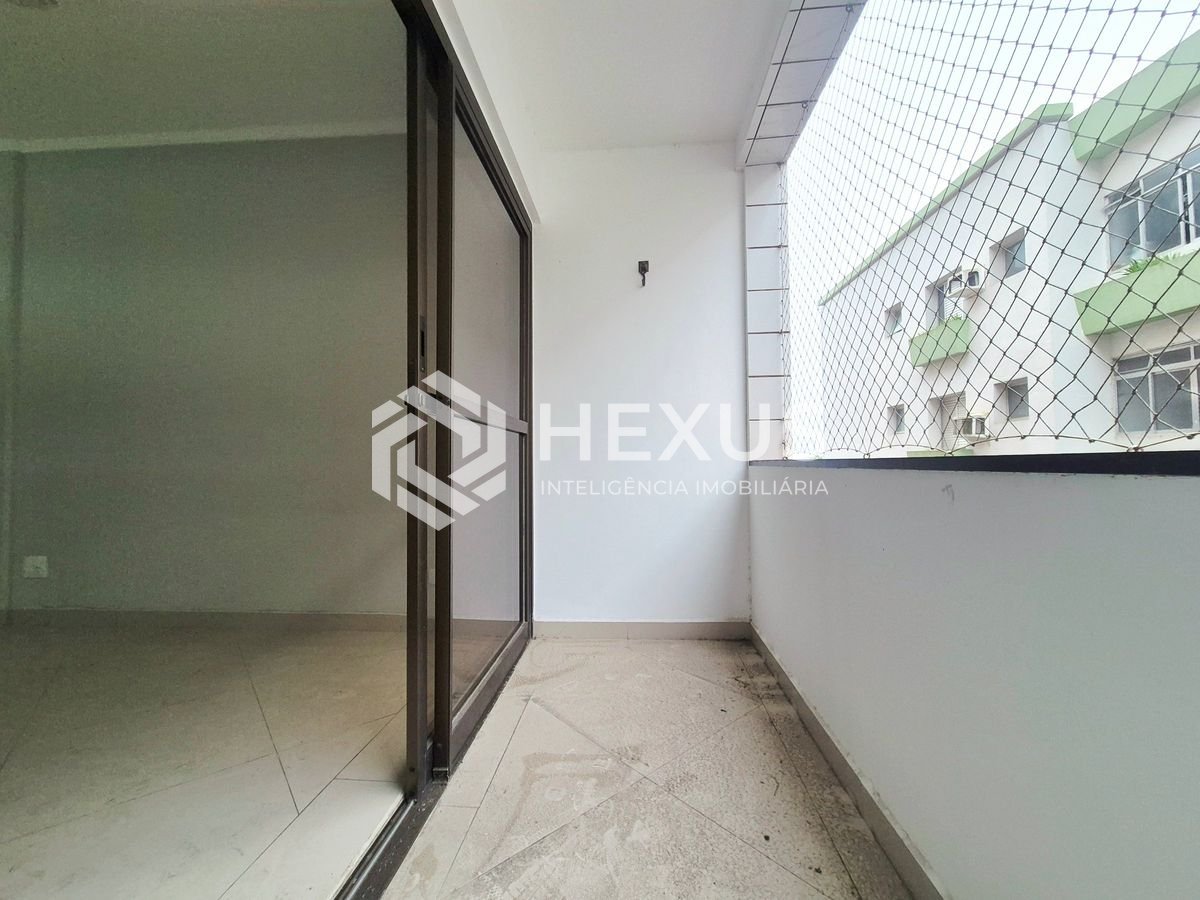 Foto 4 de Apartamento com varanda e lazer no Jardim Astúrias, Guarujá