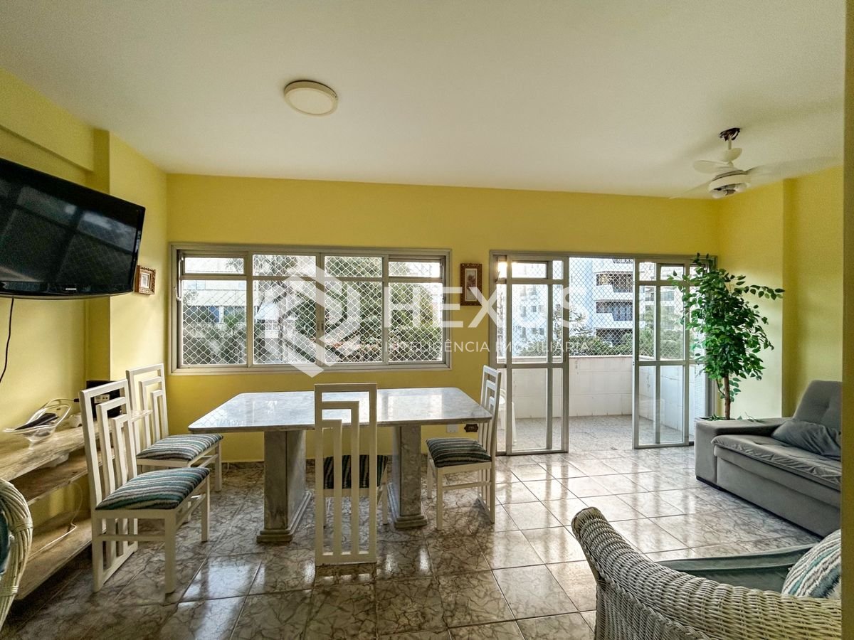 Foto 2 de Apartamento com varanda na Enseada, Guarujá