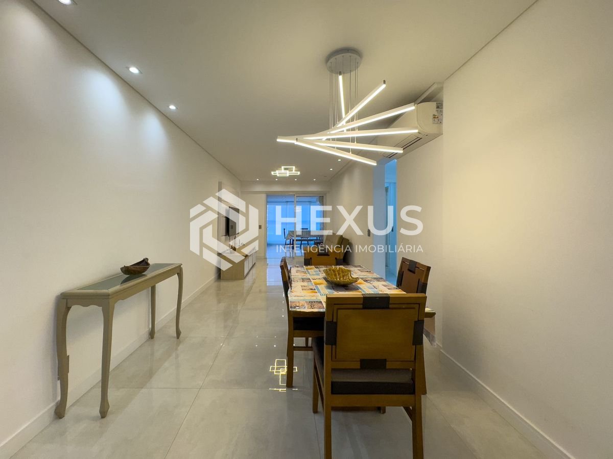Foto 2 de Apartamento reformado frente mar com varanda gourmet e lazer na Praia das Asturias, Guaruja
