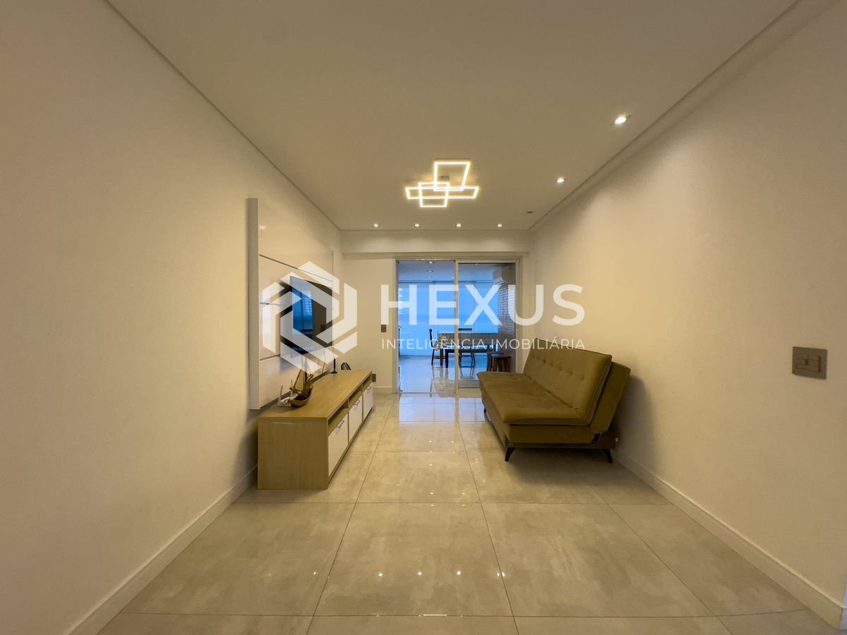 Foto 4 de Apartamento reformado frente mar com varanda gourmet e lazer na Praia das Asturias, Guaruja