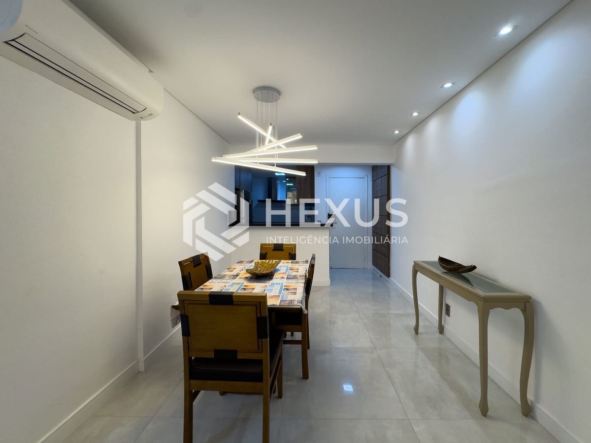Foto 5 de Apartamento reformado frente mar com varanda gourmet e lazer na Praia das Asturias, Guaruja