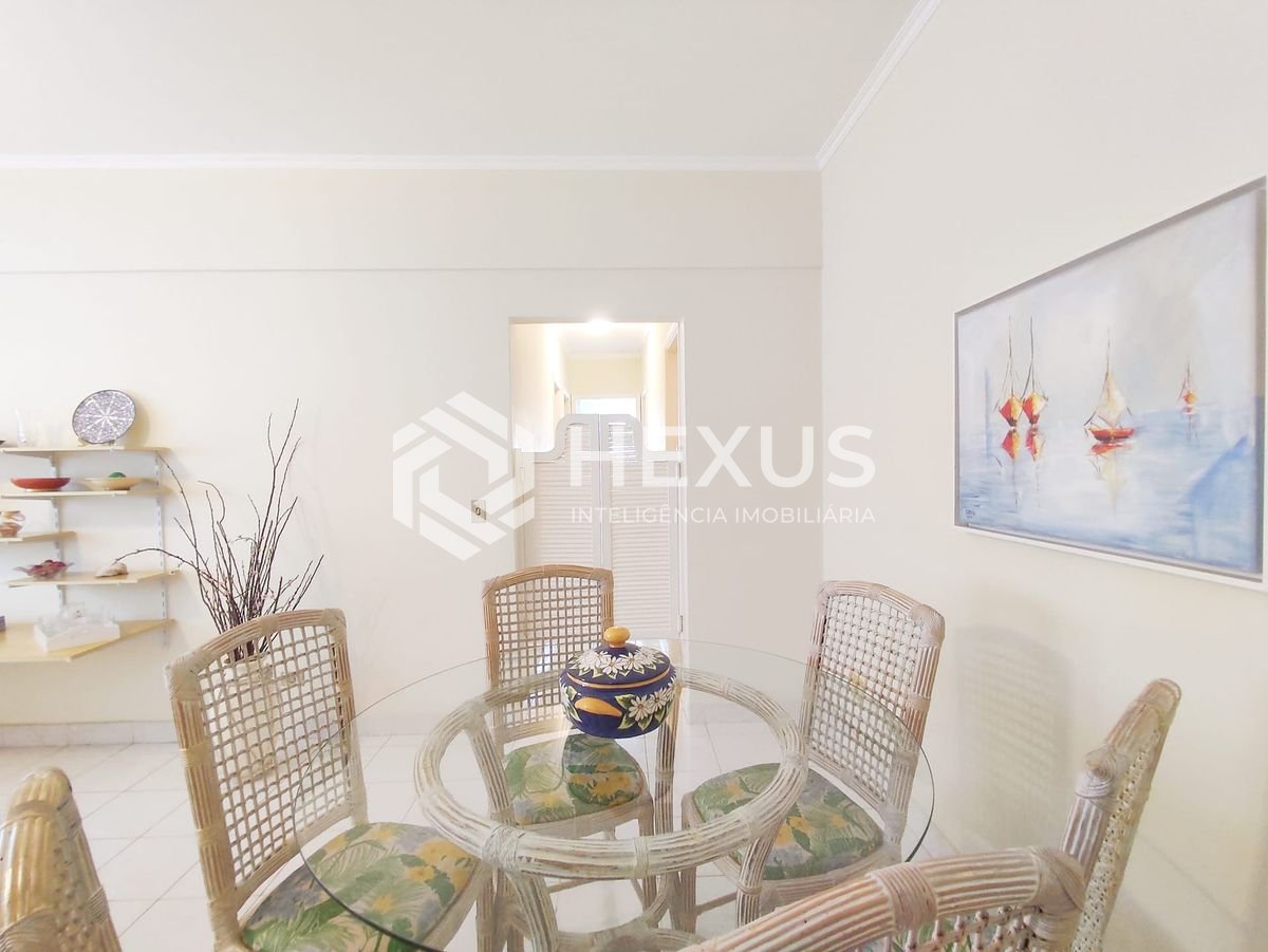 Foto 2 de Apartamento com vista livre, mobiliado, uma quadra da Praia das Asturias, Guaruja | Hexus