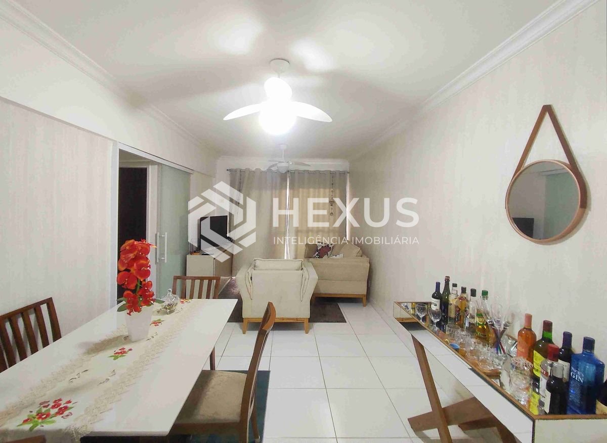 Foto 3 de Apartamento com varanda e vista livre na Praia das Astúrias, Guarujá-SP - 2 Quartos, 1 Vaga | Hexus Inteligência Imobiliária
