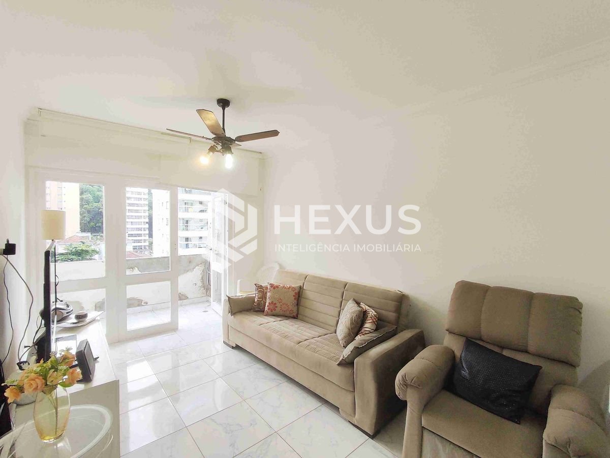 Foto 4 de Apartamento com varanda e vista livre, duas quadras da Praia das Pitangueiras, Guaruja