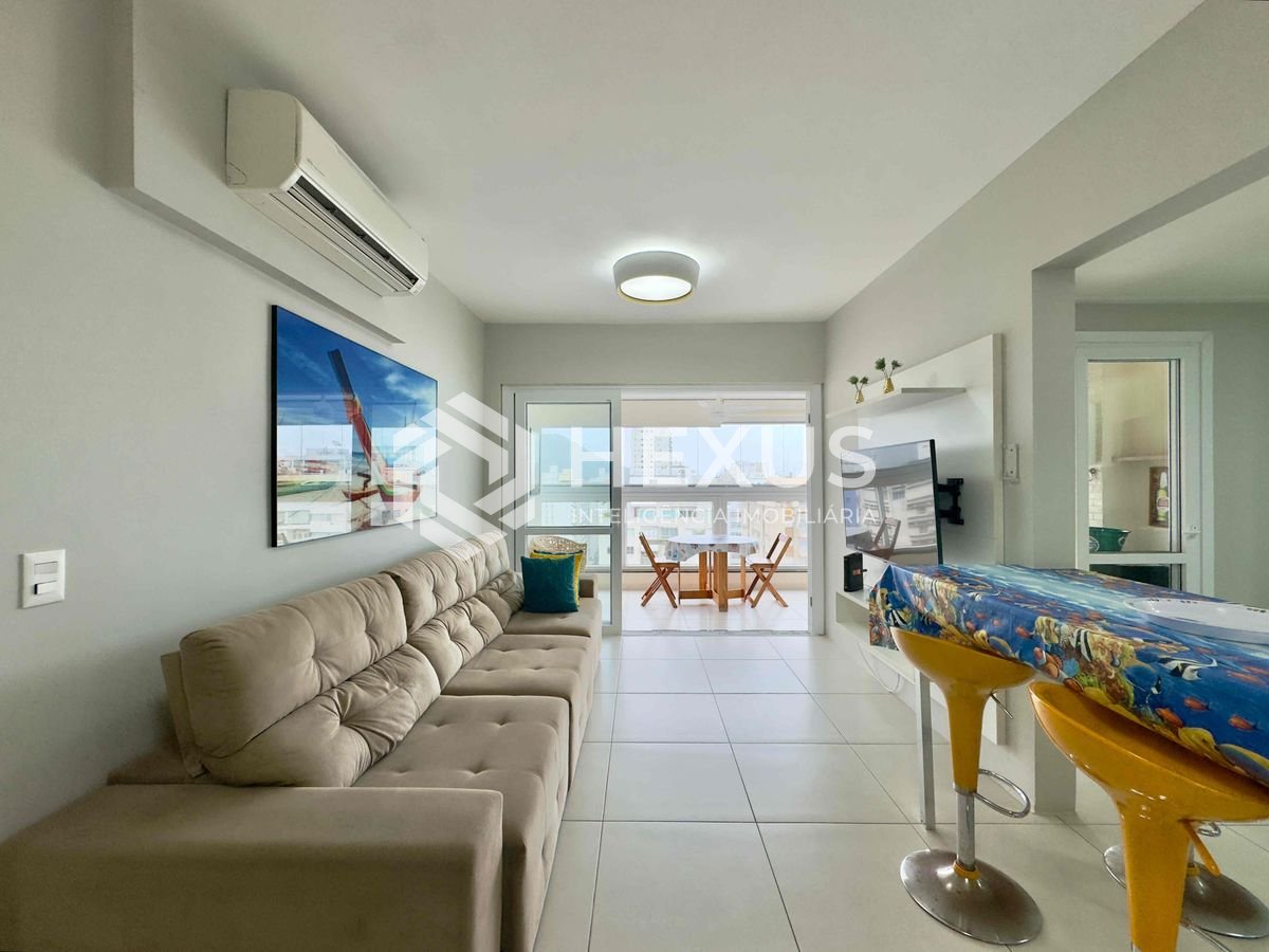 Foto 3 de Apartamento com varanda gourmet a uma quadra da Praia das Pitangueiras, Guaruja
