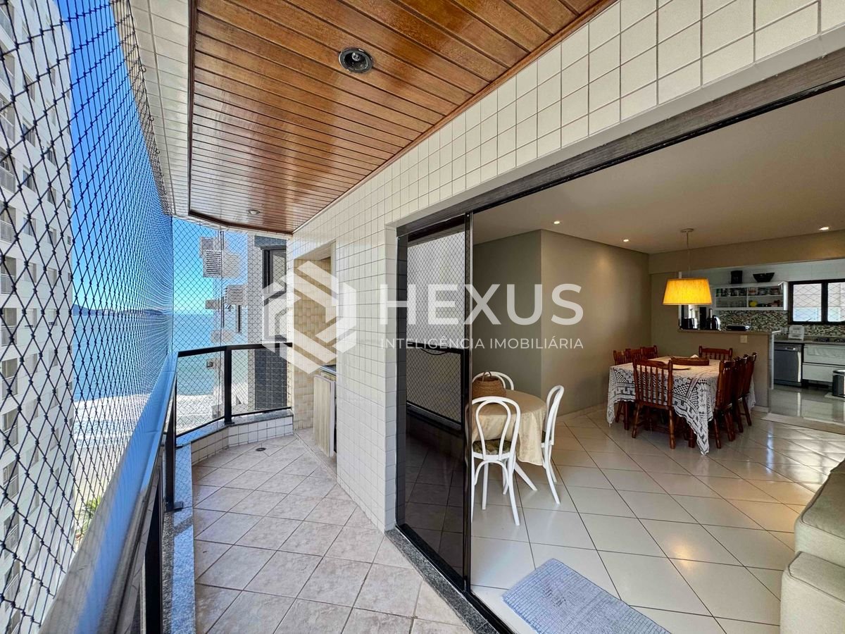Foto 3 de Apartamento reformado frente mar com varanda gourmet vista mar e lazer na Praia das Asturias, Guaruja