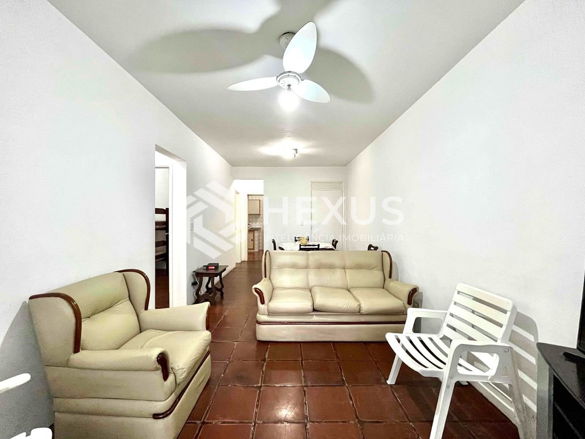 Foto 5 de Apartamento com varanda e vista mar na quadra mar da Praia das Pitangueiras, Guaruja
