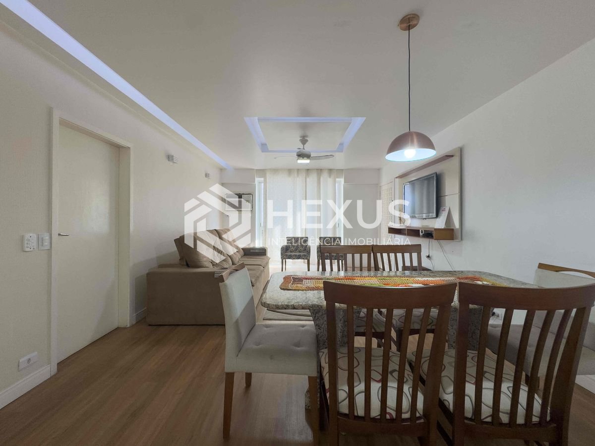 Foto 5 de Apartamento com varanda, reformado, duas quadras da Praia das Pitangueiras, Guaruja - Hexus