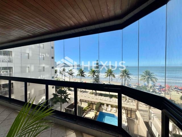 Foto 4 de Apartamento frente mar com varanda gourmet vista mar e lazer na Praia das Asturias, Guaruja