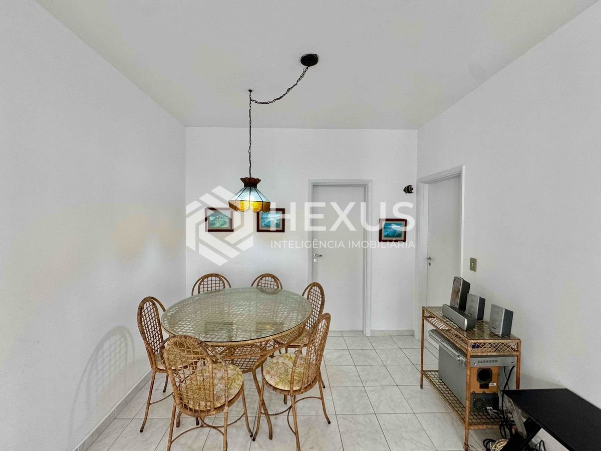Foto 5 de Apartamento beira mar com varanda vista mar na Praia das Asturias, Guaruja