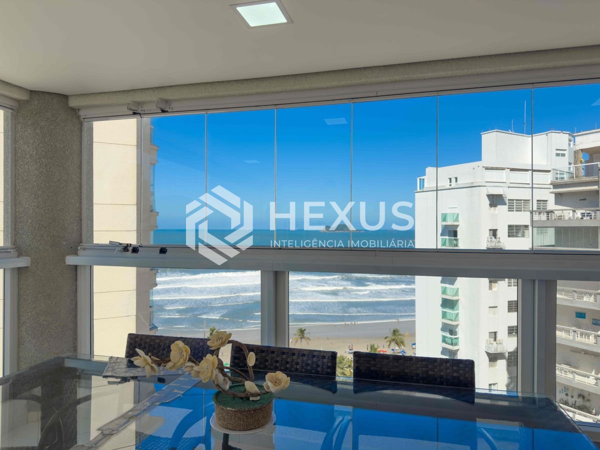 Foto 2 de Apartamento com varanda gourmet vista mar e lazer na beira mar da Praia das Pitangueiras, Guaruja