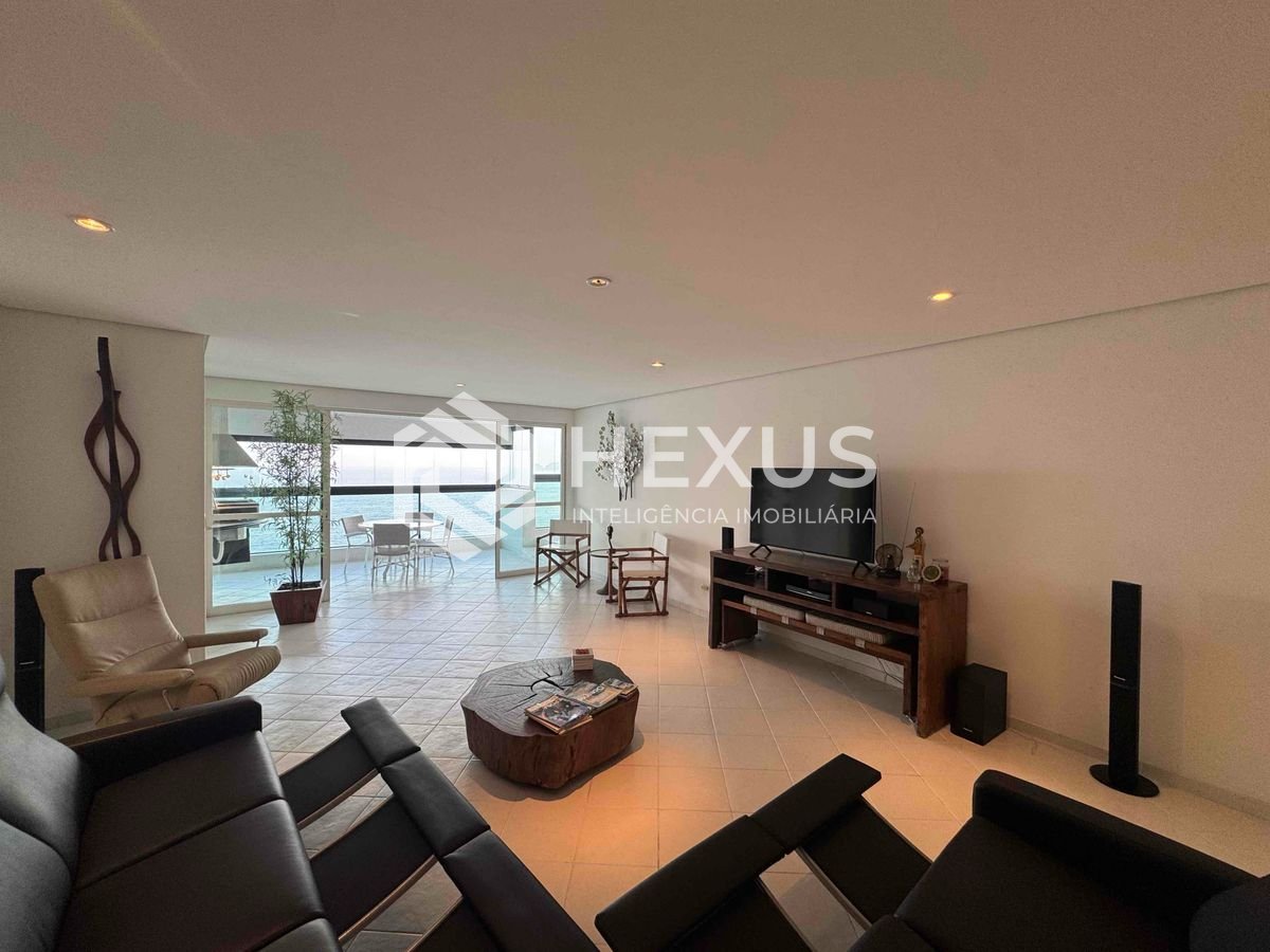 Foto 4 de Apartamento frente mar com varanda gourmet e lazer na Praia das Pitangueiras, Guaruja