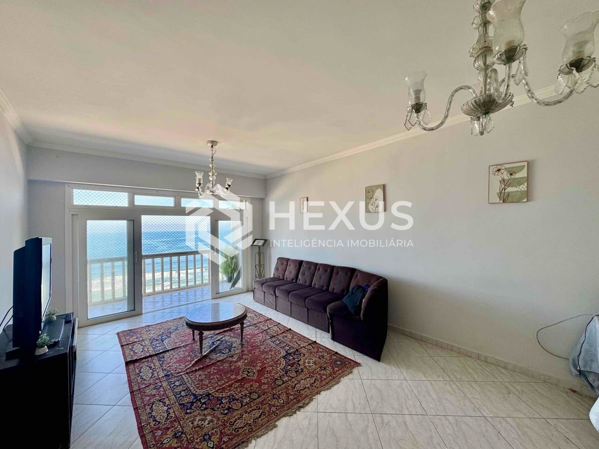 Foto 5 de Apartamento frente mar com varanda e vista mar na Praia das Pitangueiras, Guaruja