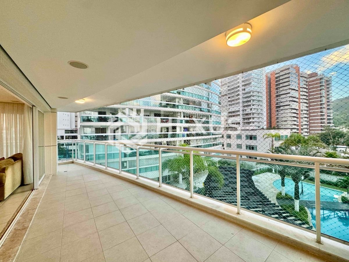 Foto 2 de Apartamento frente mar com varanda gourmet vista mar e lazer na Praia das Asturias, Guaruja