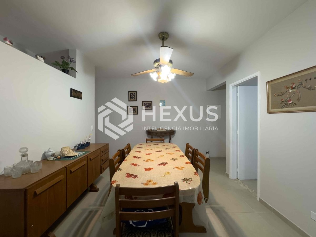 Foto 5 de Apartamento na Praia das Pitangueiras de 2 quartos com 1 vaga, Guarujá-SP.
