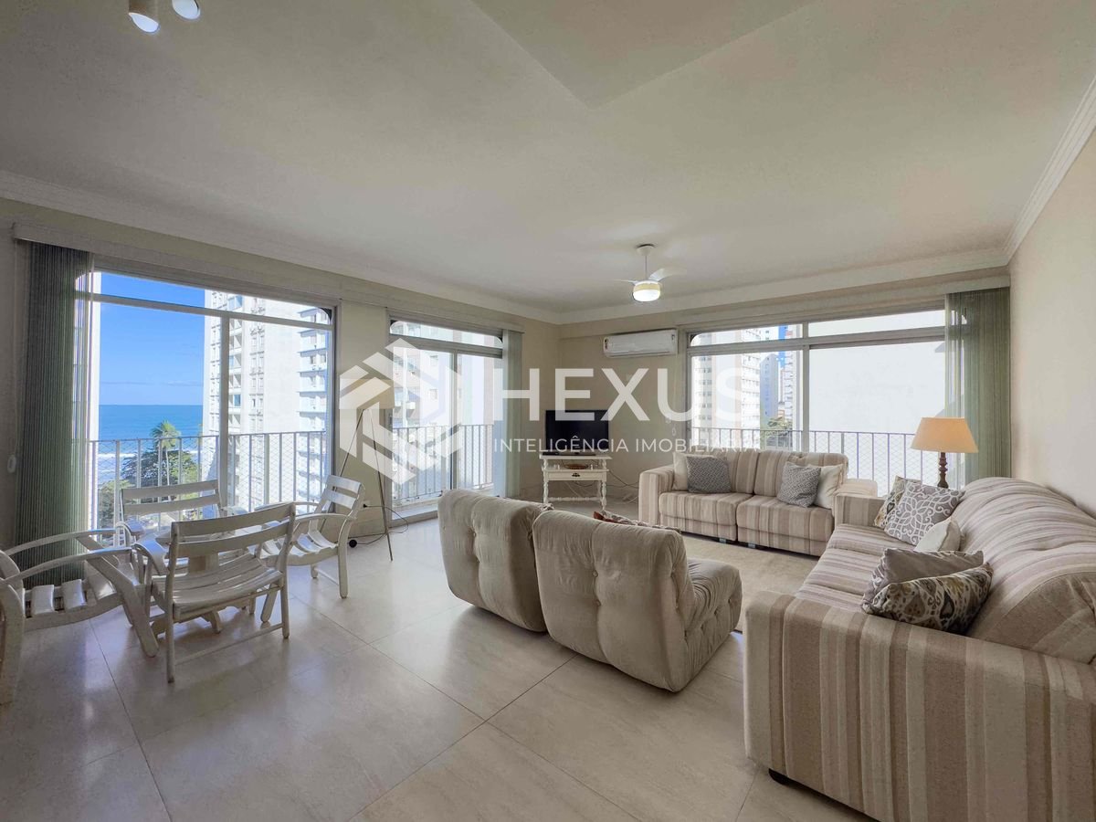 Apartamento em Pitangueiras — foto 1