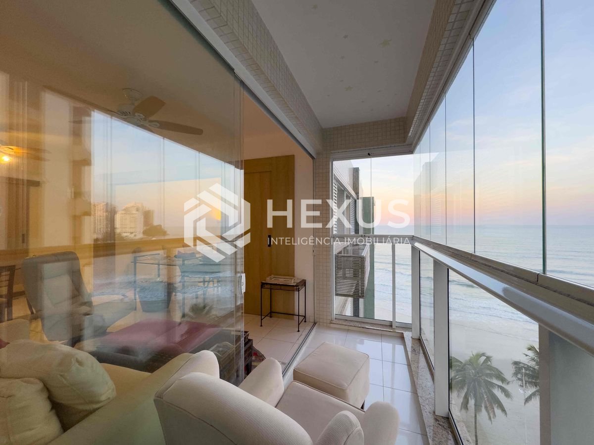 Foto 5 de Apartamento reformado com varanda na beira mar da Praia das Asturias, Guaruja