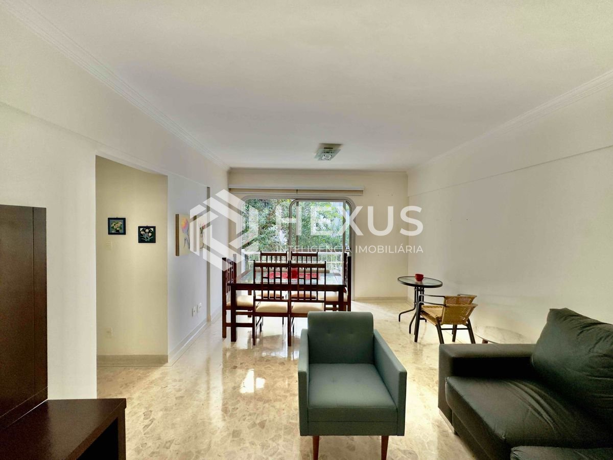 Foto 2 de Apartamento com varanda na Praia das Pitangueiras, Guaruja