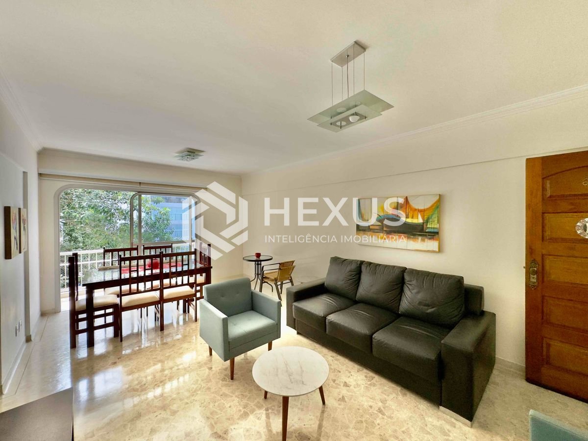 Foto 3 de Apartamento com varanda na Praia das Pitangueiras, Guaruja