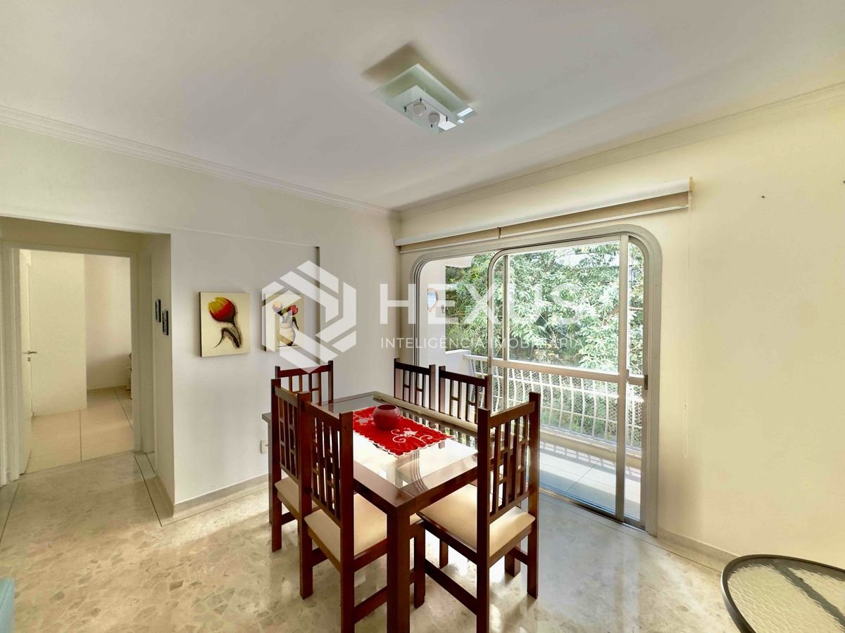 Foto 5 de Apartamento com varanda na Praia das Pitangueiras, Guaruja