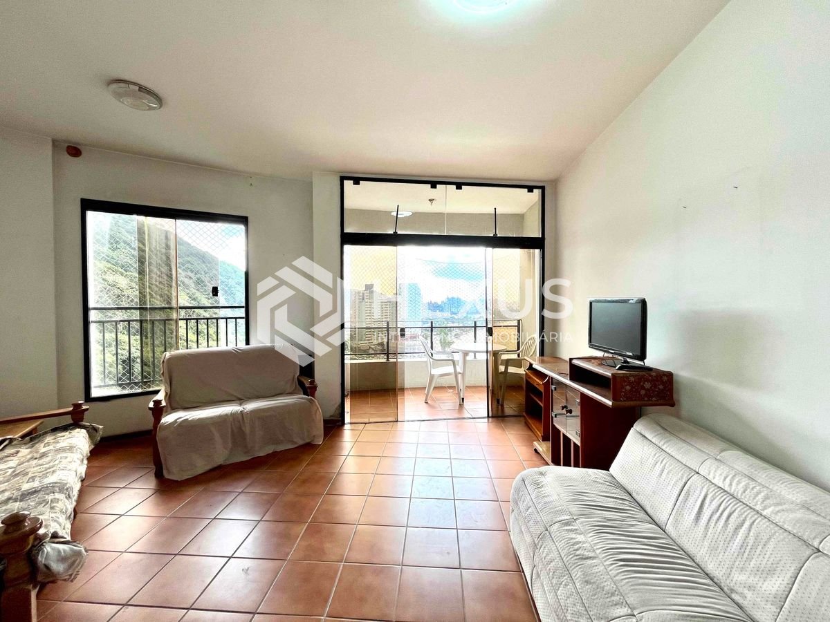 Foto 5 de Apartamento com varanda e vista mar na beira mar da Praia das Pitangueiras, Guaruja