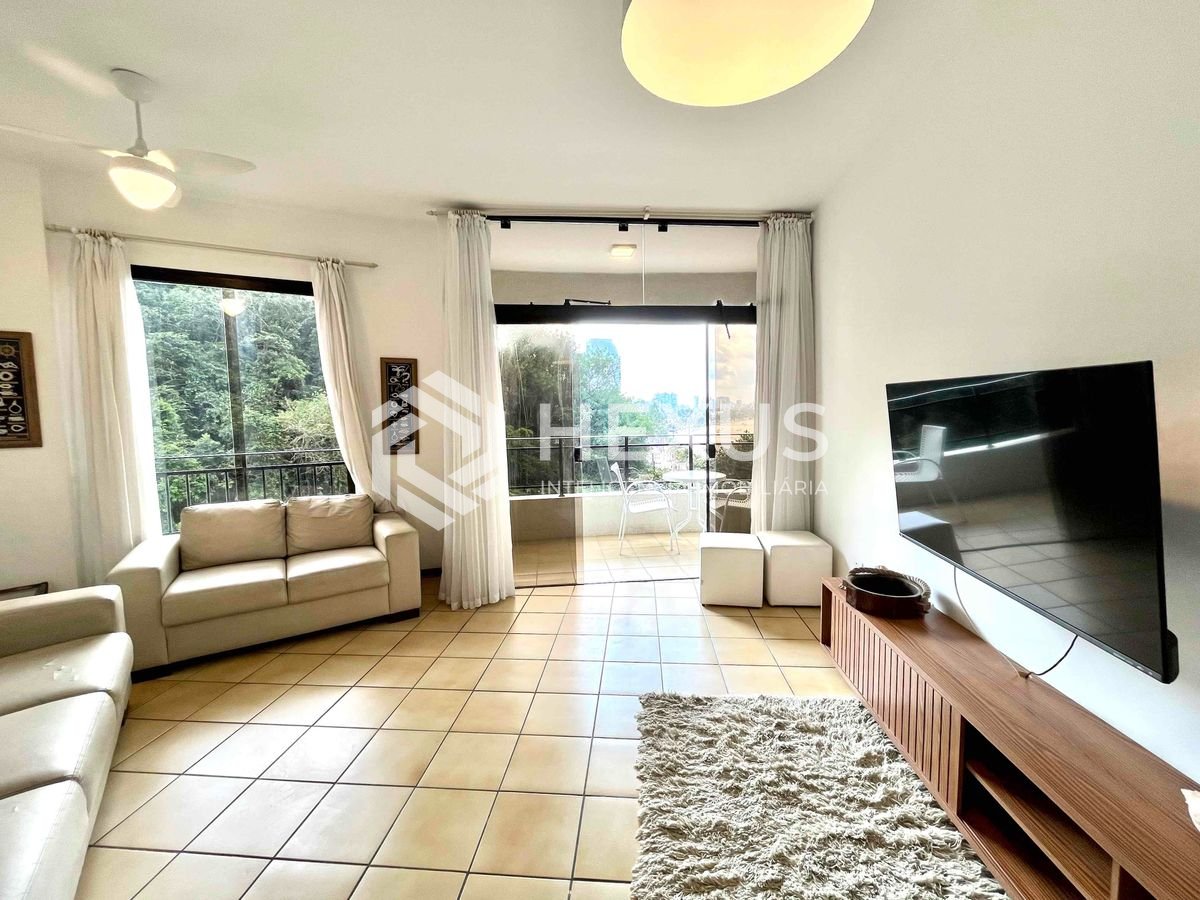 Foto 3 de Apartamento beira mar com varanda e vista mar na Praia das Pitangueiras, Guaruja | Hexus