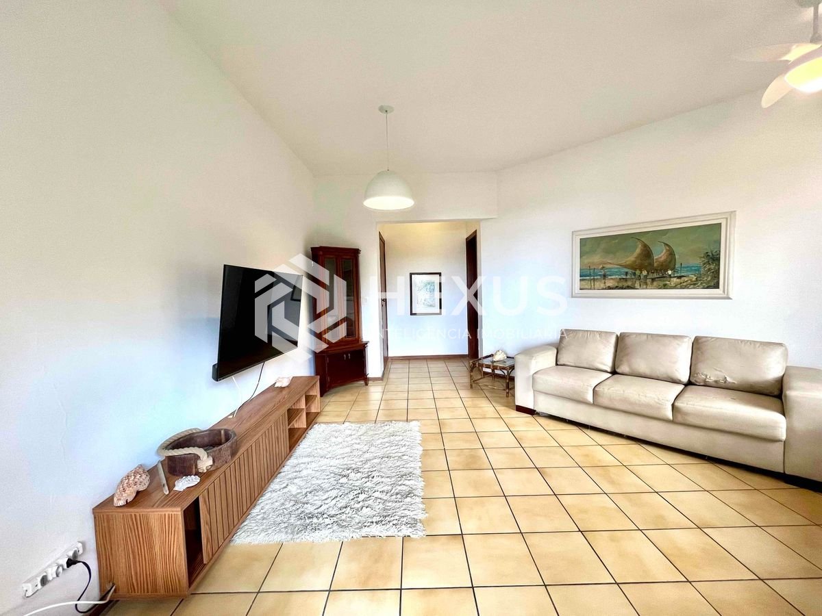 Foto 5 de Apartamento beira mar com varanda e vista mar na Praia das Pitangueiras, Guaruja | Hexus