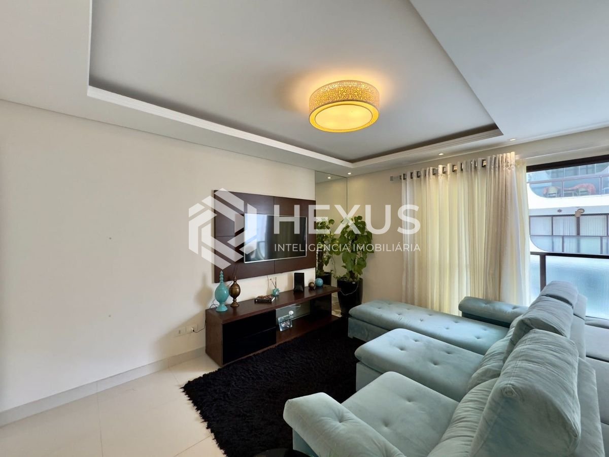Foto 5 de Apartamento reformado e mobiliado com varanda e lazer a duas quadras da Praia das Pitanguerais, Guaruja