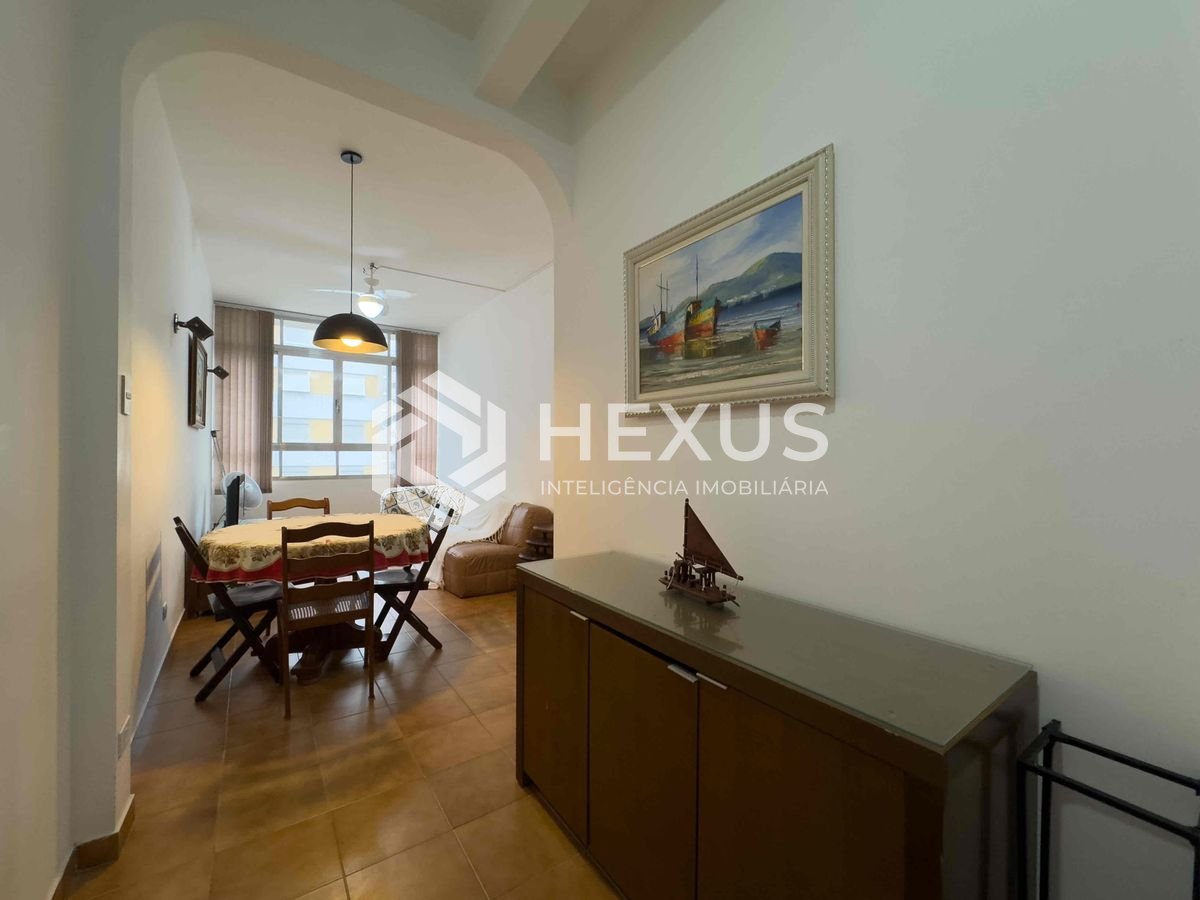 Foto 5 de Apartamento com vista livre a uma quadra da Praia das Pitangueiras, Guaruja