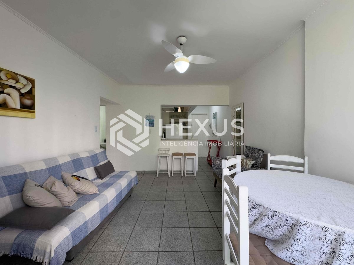 Foto 3 de Apartamento com varanda vista mar na beira mar da Praia das Pitangueiras, Guaruja