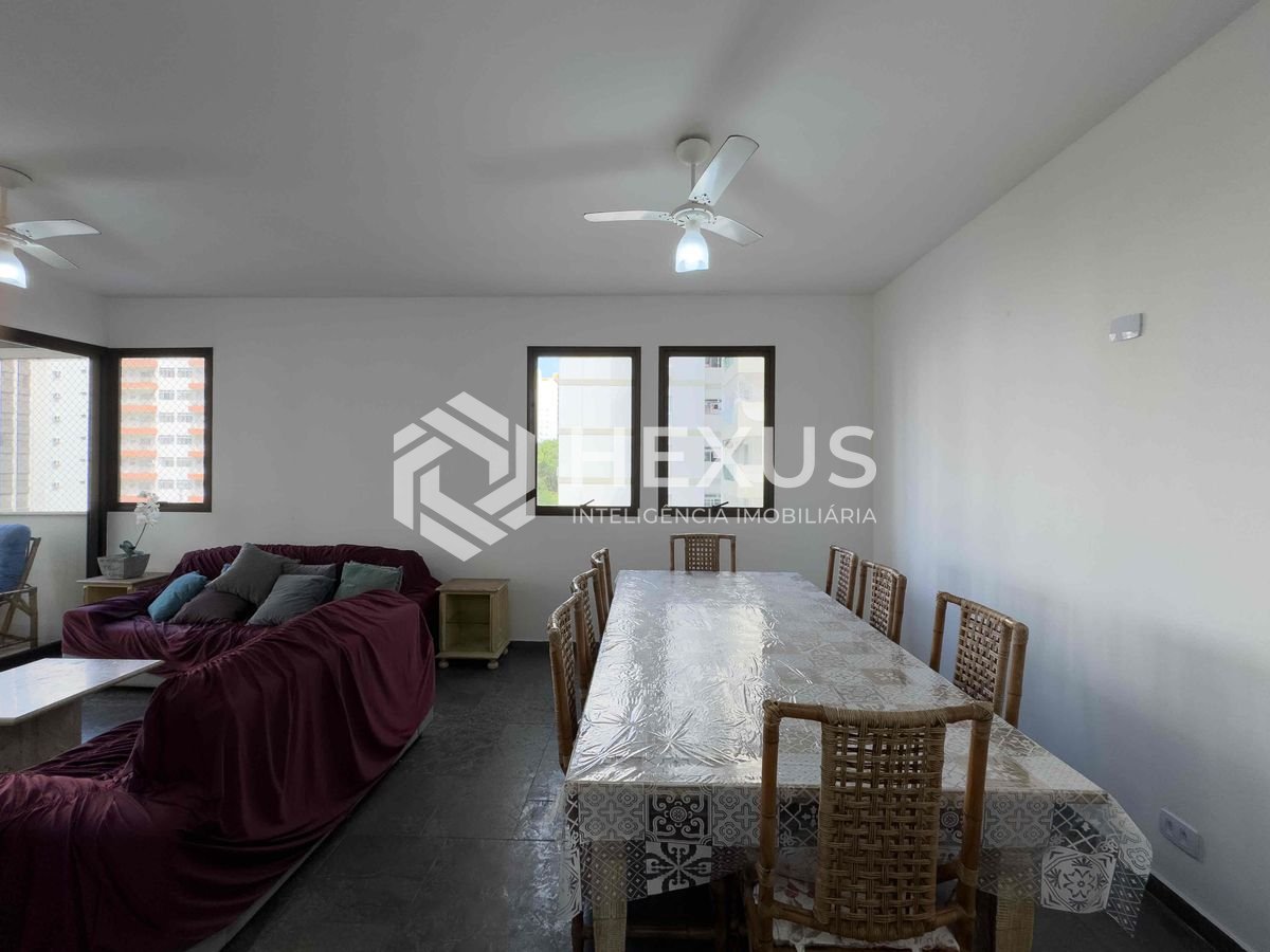 Foto 5 de Apartamento com varanda vista mar a 2 quadras da praia na região da Barra Funda da Praia das Pitangueiras, Guarujá