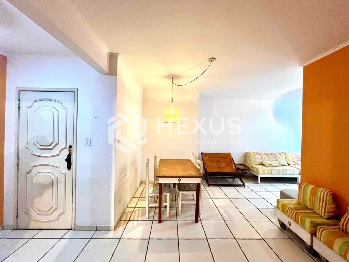 Foto 4 de Apartamento com varanda e vista livre na Praia do Tombo, Guaruja | Hexus