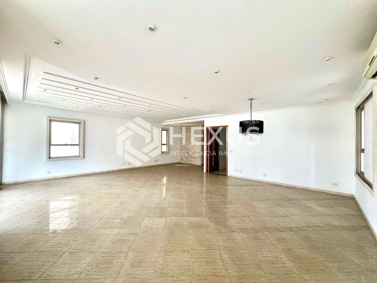 Foto 4 de Apartamento com varanda e vista mar a duas quadras da Praia das Pitangueiras, Guarujá-SP - 3 Quartos (1 Suíte), 2 Vagas | Hexus Inteligência Imobiliária
