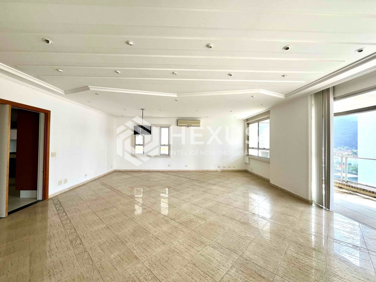 Foto 5 de Apartamento com varanda e vista mar a duas quadras da Praia das Pitangueiras, Guarujá-SP - 3 Quartos (1 Suíte), 2 Vagas | Hexus Inteligência Imobiliária