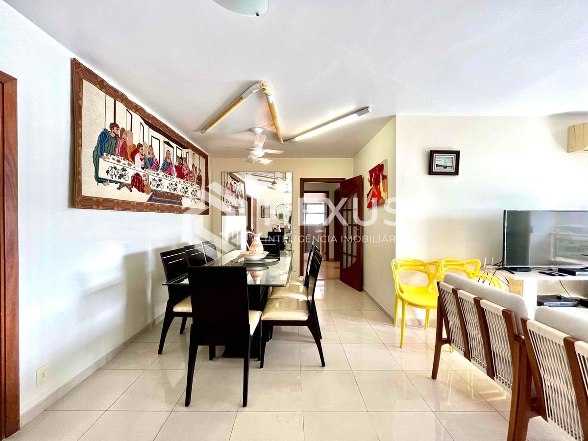 Foto 5 de Apartamento frente mar reformado com varanda vista mar e lazer na Praia das Asturias, Guaruja