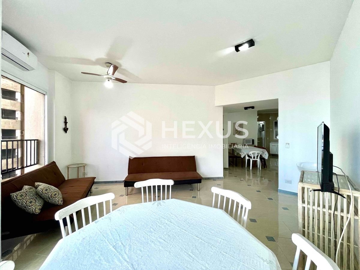 Foto 4 de Apartamento com varanda vista mar e lazer na beira mar da praia nas Pitangueiras, Guarujá