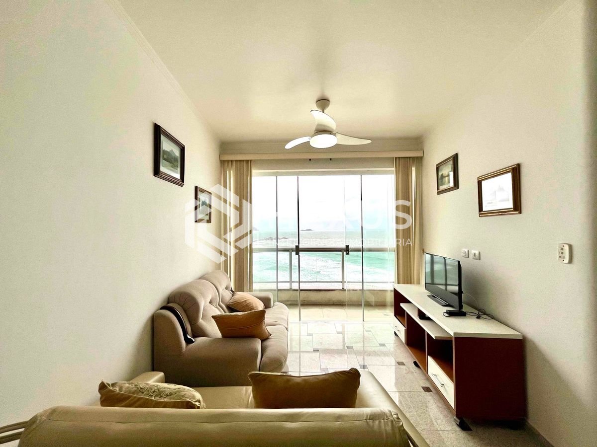 Foto 5 de Apartamento frente mar com varanda vista mar na Praia das Pitangueiras, Guaruja
