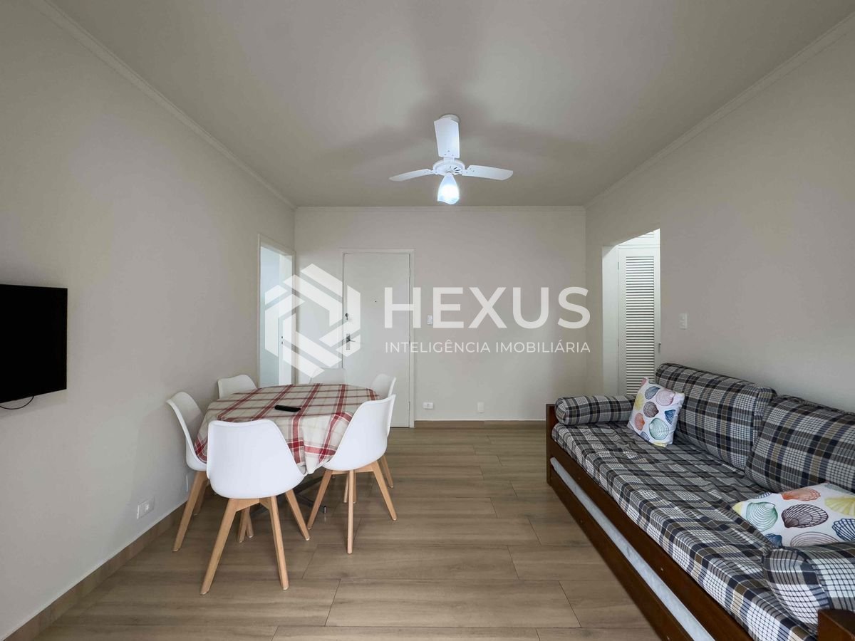 Foto 4 de Apartamento com varanda e vista livre a duas quadras da Praia das Pitangueiras, Guarujá-SP - 1 Quarto, 1 Vaga | Hexus Inteligência Imobiliária