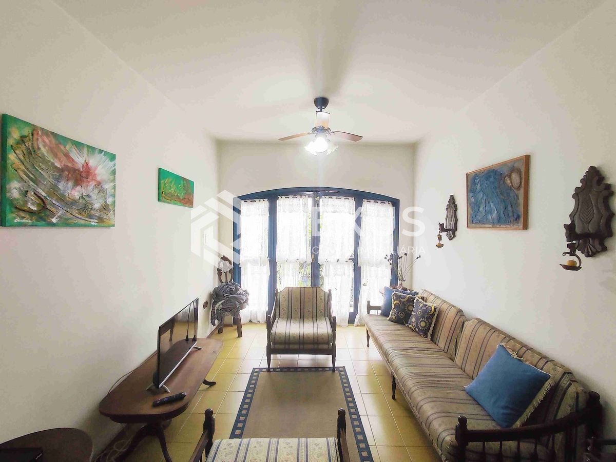Foto 5 de Apartamento beira mar com varanda e lazer na Praia do Tombo, Guaruja | Hexus
