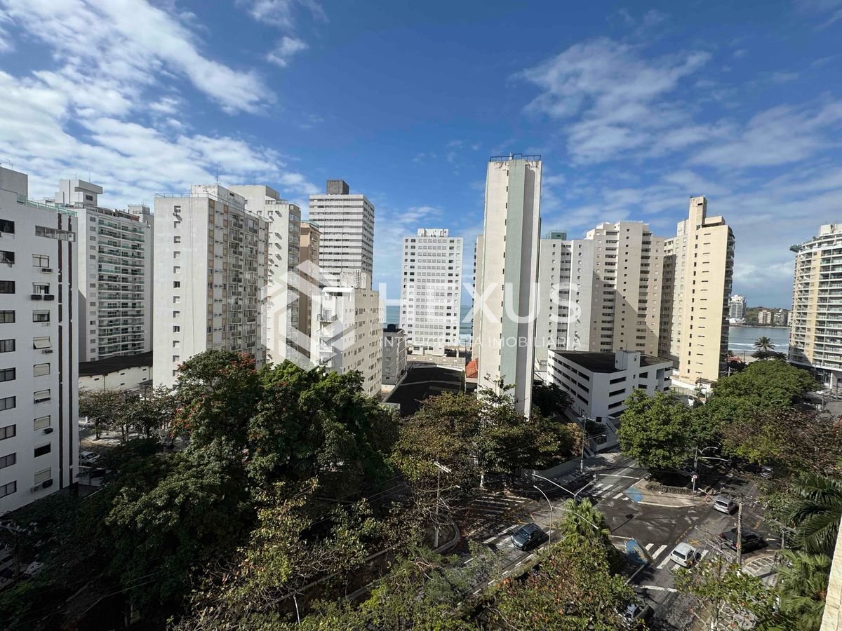 Foto 4 de Apartamento reformado com vista mar a uma quadra da Praia das Pitangueiras, Guaruja