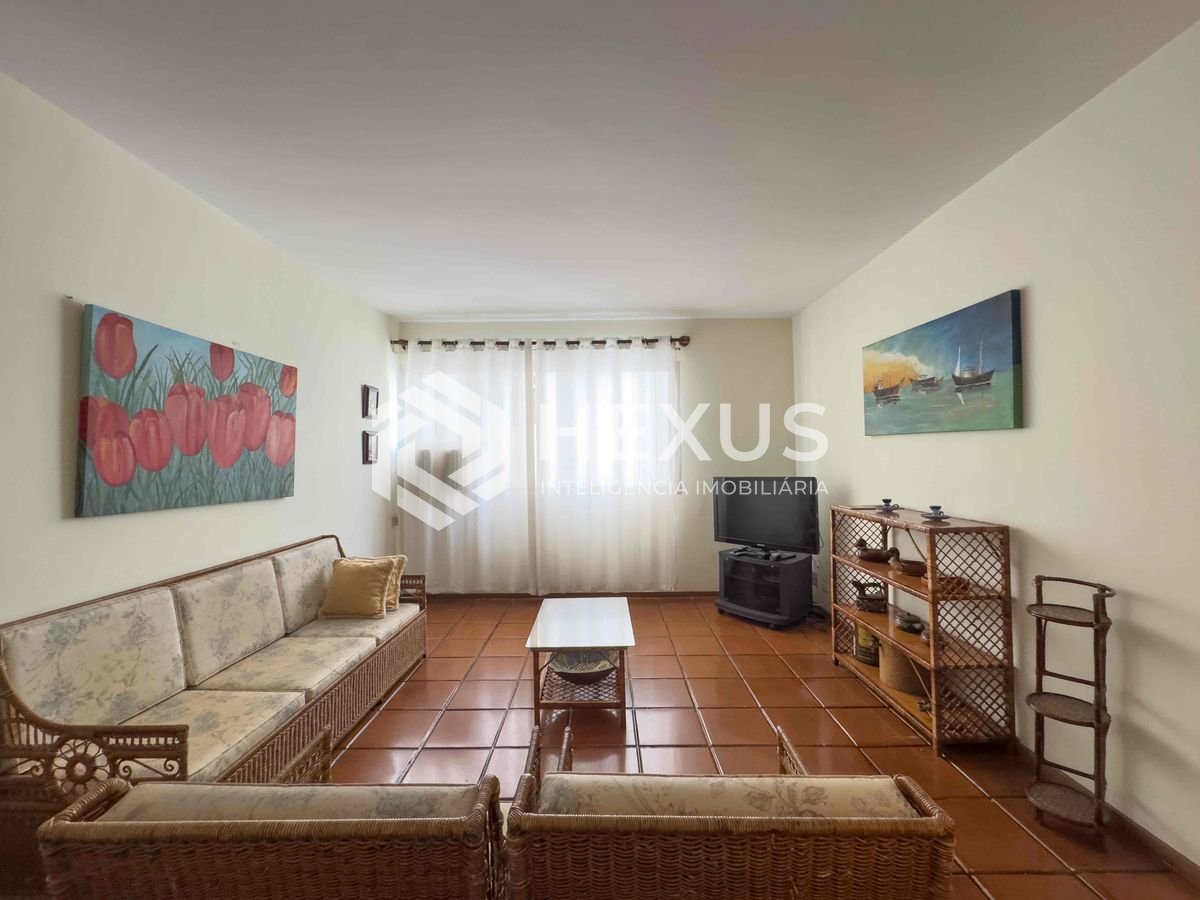 Foto 4 de Apartamento mobiliado a duas quadras da Praia das Pitangueiras, Guaruja