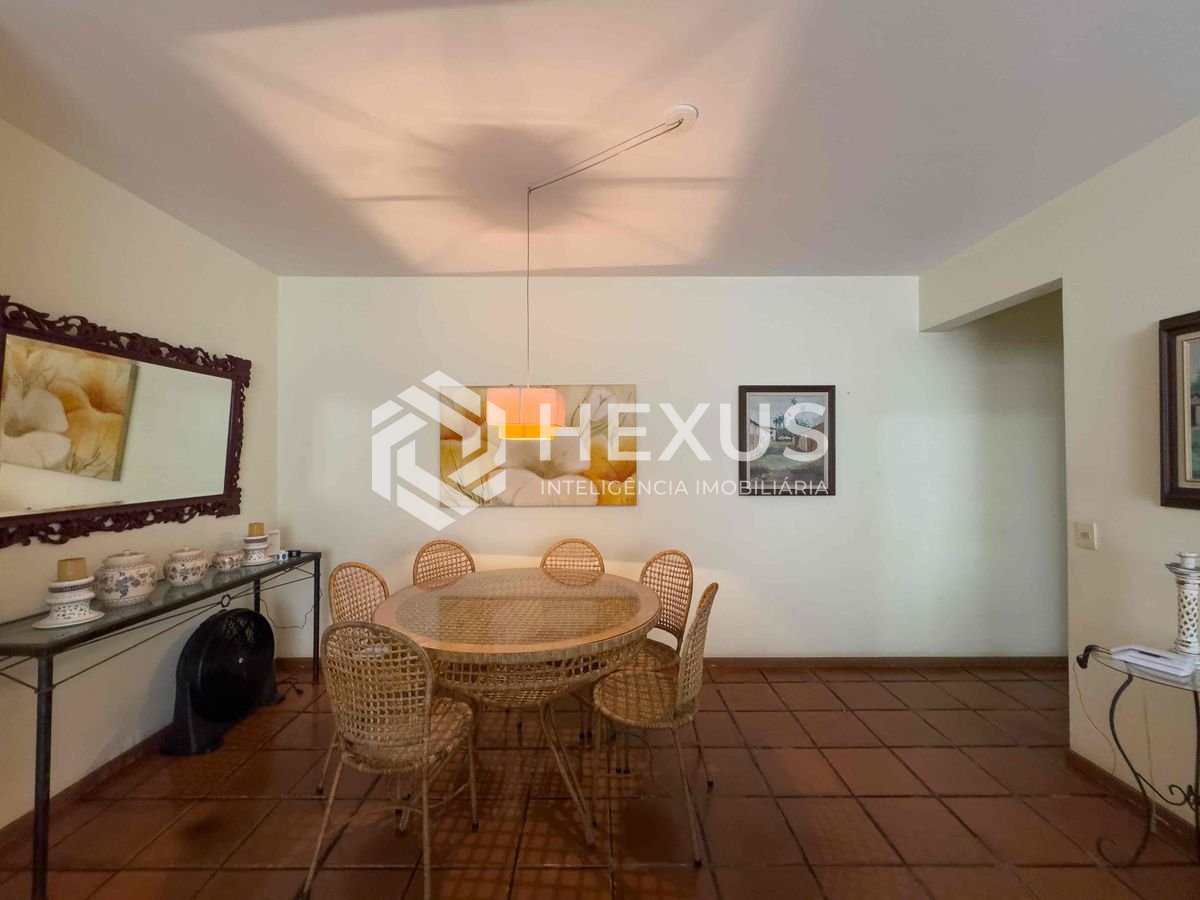 Foto 5 de Apartamento mobiliado a duas quadras da Praia das Pitangueiras, Guaruja