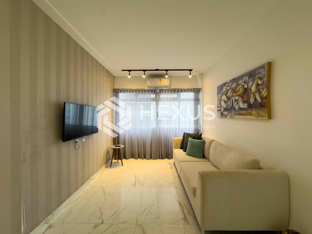 Foto 3 de Apartamento reformado e mobiliado a duas quadras da Praia das Pitangueiras, Guaruja